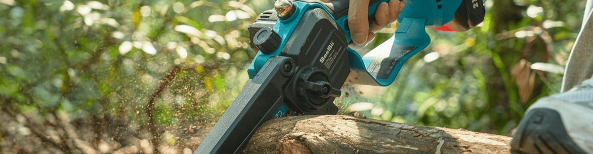 The Ultimate Summer Tool: Seesii Lithium-Ion Chainsaw - SeeSii